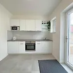 2 Moderne 19 A 95 V Sukromi V Centre Mesta