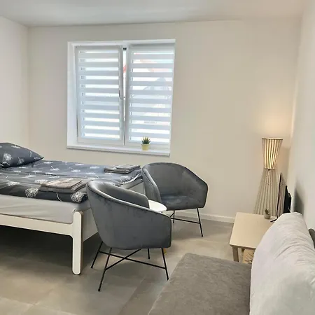 2 Moderne 19 A 95 V Sukromi V Centre Mesta *