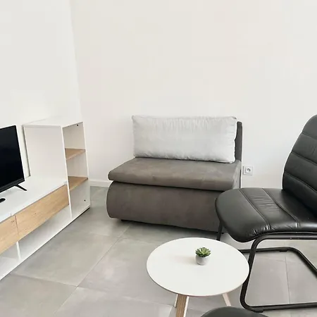 2 Moderne 19 A 95 V Sukromi V Centre Mesta Turčianske Teplice