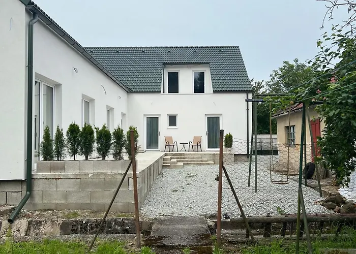 2 Moderne 19 A 95 V Sukromi V Centre Mesta * Turcianske Teplice